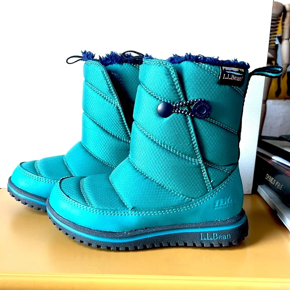 L.L.Bean Kids' Teal Ultralight Winter Boots